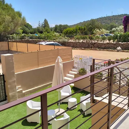 Lilly's House Guest house Murta Maria